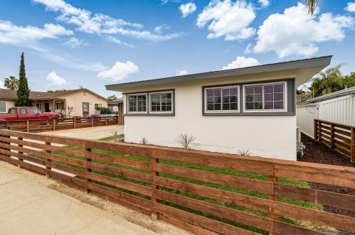 4304 Quapaw Ave, San Diego CA 92117-4525 exterior