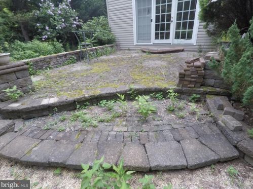 2 Presidential Dr, Berlin Boro NJ  08009-1358 exterior