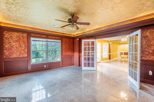 17 Westwind Dr, Lemoyne PA  17043-1233 exterior