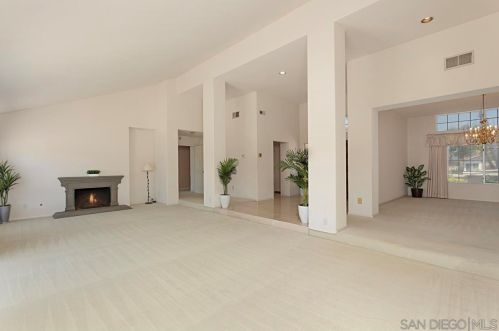 13959 Arbolitos Dr, Poway CA 92064-3238 exterior