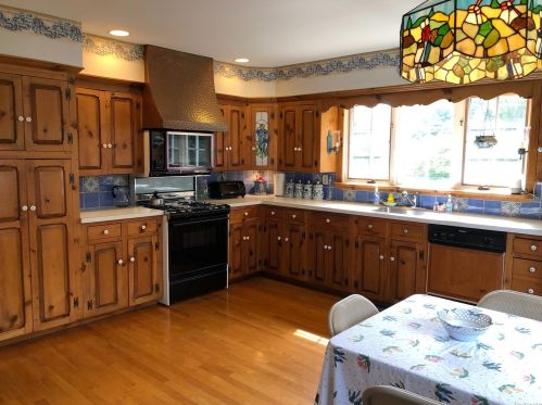 15 David Ct, West Islip NY  11795-3503 exterior