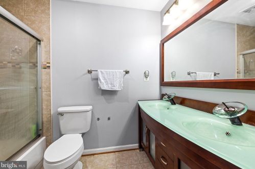 14277 Sonnette Ct, Woodbridge VA  22193-3423 exterior