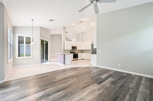 7062 Sugar Magnolia Cir, Naples, FL 34109-7832