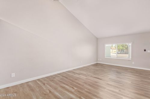 5127 Willow Ave, Glendale, AZ 85304-1316