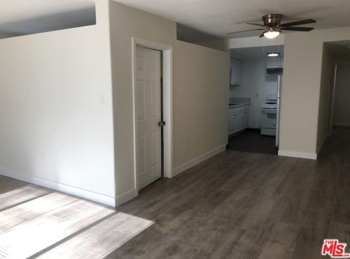 14902 Gilmore St, Van Nuys CA 91411-1423 exterior