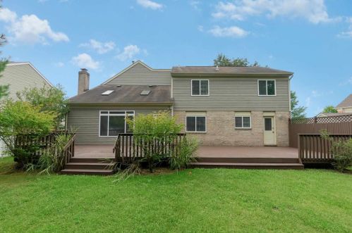 8424 Woodcreek Dr, Florence, KY 41042-8261
