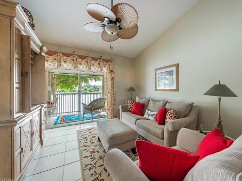 6496 Huntington Lakes Cir, Naples, FL 34119-8975