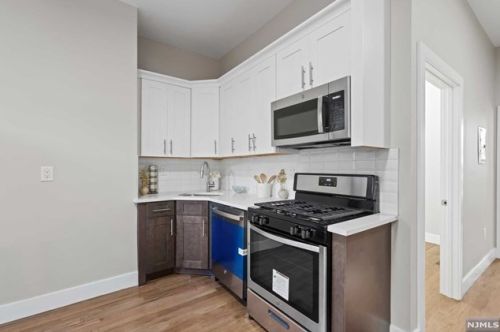 410 26th St, Union City NJ  07087-4511 exterior