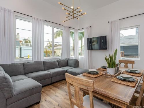 244 Placentia Ave, Pismo Beach CA  93449-2008 exterior