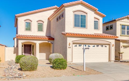 17638 Bridger St, Sun City, AZ 85388-3140