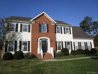 7901 Point Hollow Dr, Richmond, VA 23227-1675