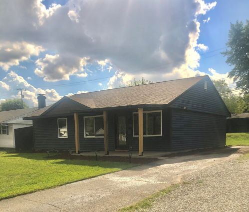 321 Stratmore St, New Carlisle, OH 45344-2844