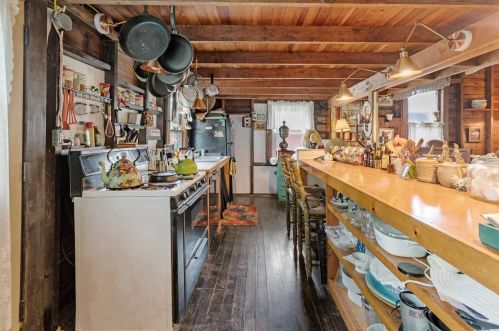 44 Sound Dr, Greenport NY  11944-1007 exterior