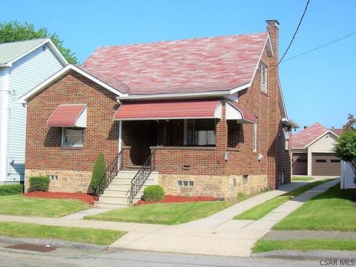 207 8th St, Windber, PA 15963-1434