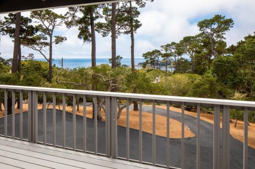 3194 Del Ciervo Rd, Pebble Beach, CA 93953-3309