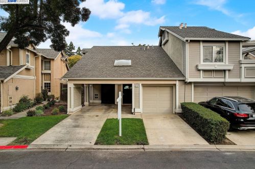 1547 Trimingham Dr, Pleasanton CA  94566-8407 exterior