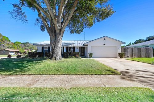 3011 Demaret Dr, Titusville, FL 32780-4816