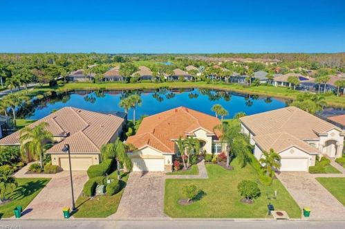 9696 Cobalt Cove Cir, Naples, FL 34120-4664