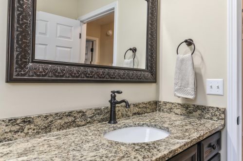 73 10th St, Shalimar FL  32579-1553 exterior