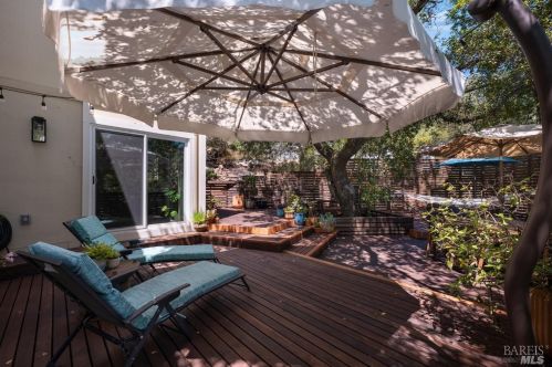 1425 Los Olivos Rd, Santa Rosa CA 95404-2017 exterior