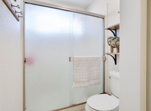 235 Meyenberg Ave, Ripon CA  95366-2921 exterior