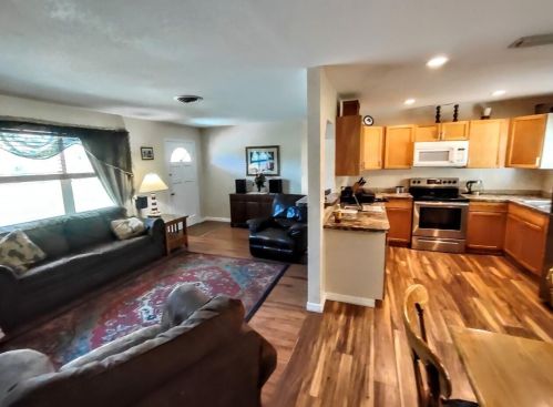 5301 Winter Garden Pkwy, Fort Pierce FL  34951-2064 exterior