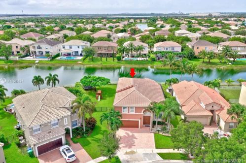 15870 50th St, Hollywood, FL 33027-4971