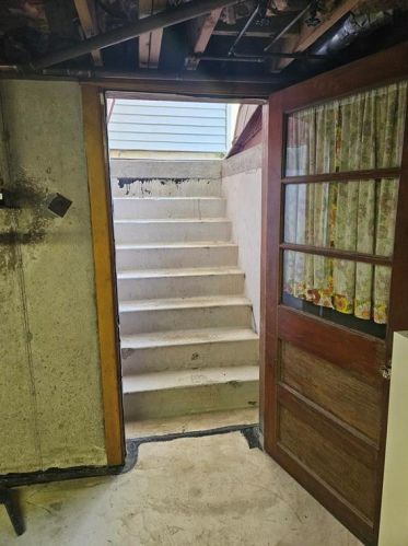 907 Dogwood Rd, Walnutport PA 18088-9570 exterior