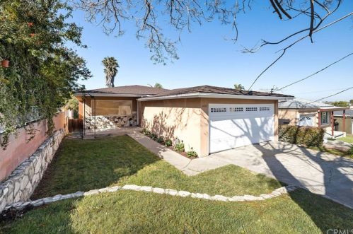 4635 141st St, Hawthorne, CA 90250-6819