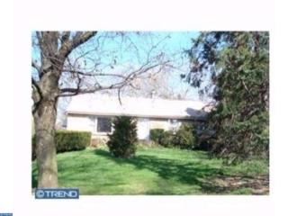 571 Pleasantview Rd, Pottstown, PA 19464-2613