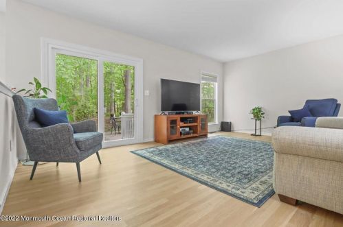 58 Arbor Dr, Wall Township NJ 07731-3080 exterior