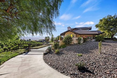 41777 Parado Del Sol Dr, Temecula CA  92592-8998 exterior