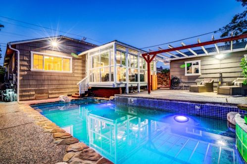 101 De Soto Way, San Bruno CA  94066-4719 exterior