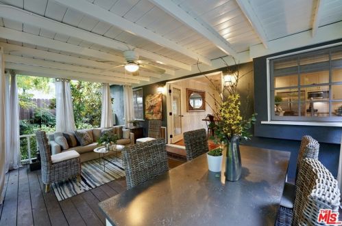 5528 Buffalo Ave, Van Nuys CA 91401-5226 exterior