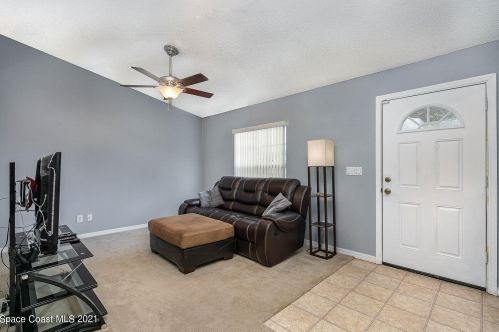 7210 Oakwood Ave, Cocoa, FL 32927-2908