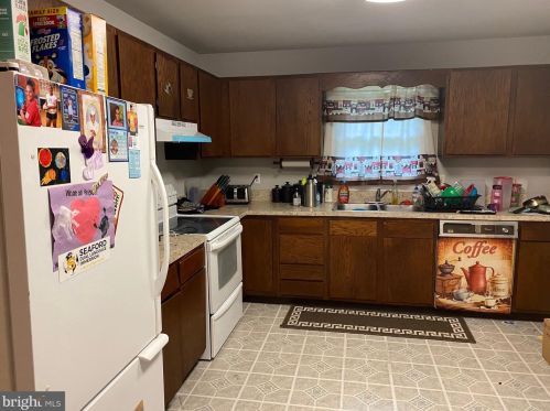 24250 Old Meadow Rd, Seaford, DE 19973-7908
