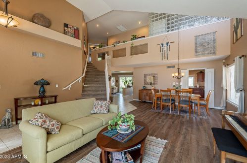 3526 Clark Rd, Phoenix, AZ 85050-6320