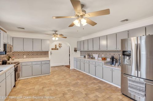 1018 Marlboro Rd, Old Bridge NJ  08857-3775 exterior