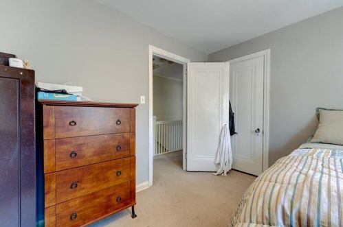 364 Questend Ave, Pittsburgh PA 15228-2462 exterior