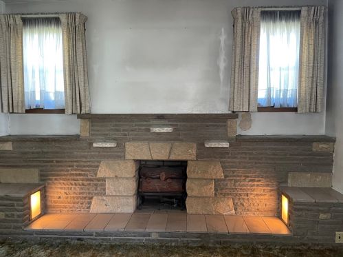 321 Ormond Ave, Hermitage, PA 16146-3321