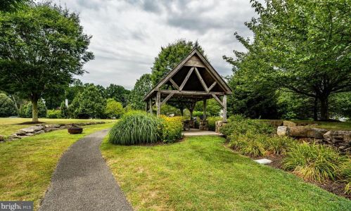 1005 Brick House Farm Ln, Newtown Square PA 19073-2780 exterior