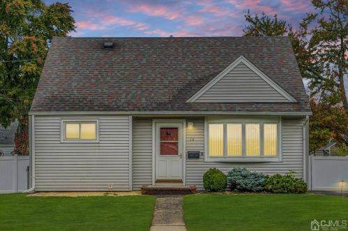 16 Race Track Rd, East Brunswick, NJ 08816-3806