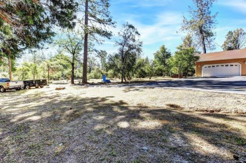 13267 Squirrel Creek Rd, Grass Valley CA 95945-4551 exterior