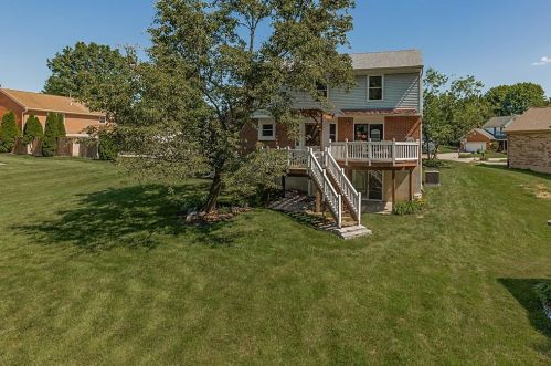 8694 Silvercreek Ct, Florence KY  41042-8270 exterior