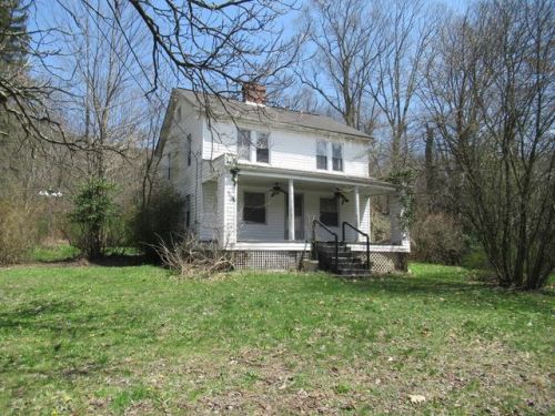 7795 Midland Trl, Bingham, WV 25958