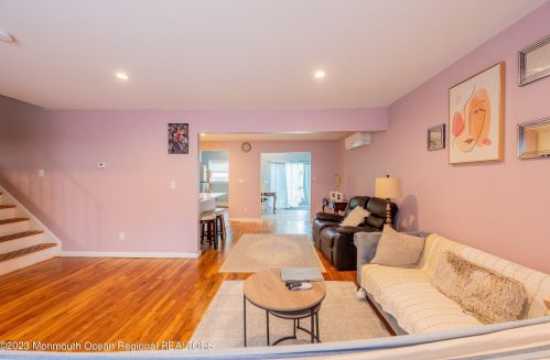 451 Middle Rd, Hazlet NJ  07730-2483 exterior