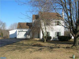 24 Woodbrook Dr, Romansville PA  19320-1324 exterior