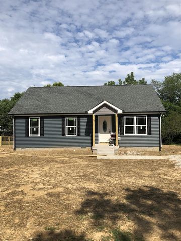 208 Hardin Ave, Dickson, TN 37055-1120