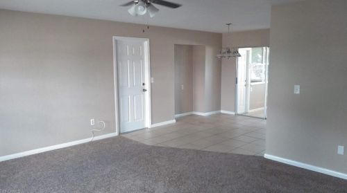10750 Lemontree Ct, Lehigh Acres, FL 33936-7326