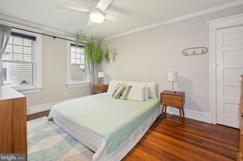 261 Crestmont Ter, Camden NJ  08108-1303 exterior